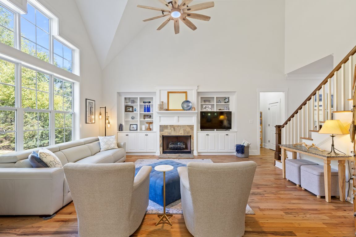 next background image