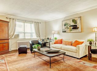 35 Raglan Ave #202, Toronto, ON M6C2K7