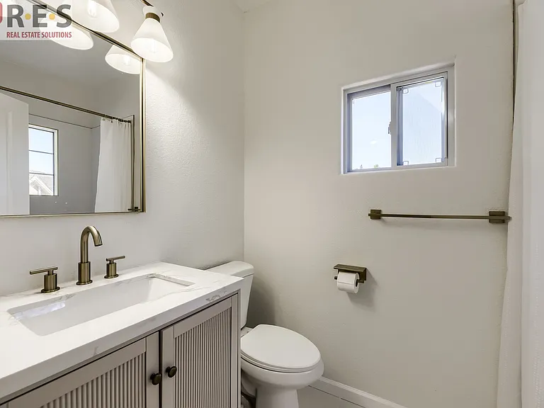 1631 W Canal Cir #832 — Photo 7
