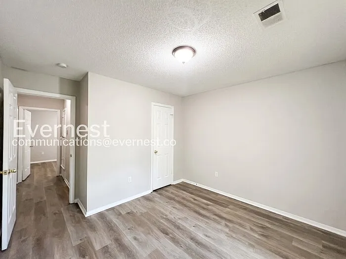 7594 Iris Dr — Photo 16