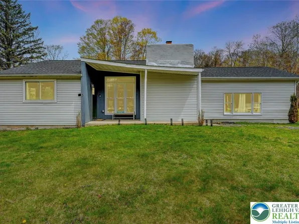 134 Altemose Rd, Pocono Lake, PA 18347