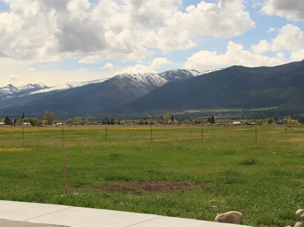 35 Sassafras Ct, Stevensville, MT 59870