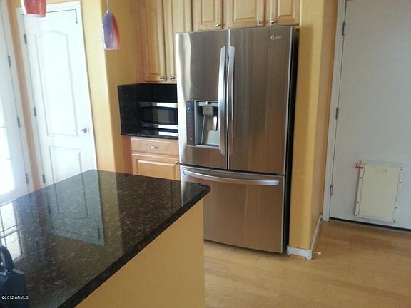 5th image of 2077 E Stephens Pl