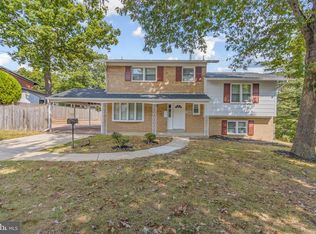 11501 Regency Dr, Potomac, MD 20854
