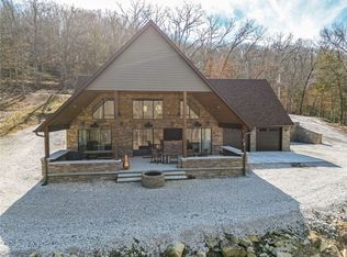 21584 Indian Creek Dr, Garfield, AR 72732