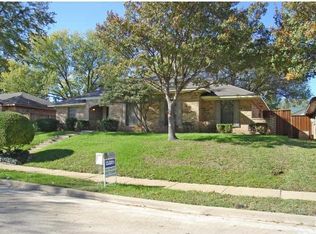 2009 Country Club Dr, Plano, TX 75074