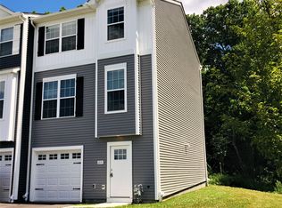 219 Woodside Ave #219, Hanover, PA 17331