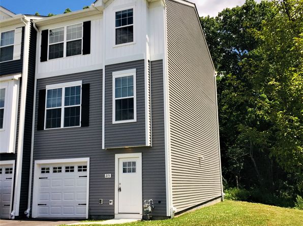 219 Woodside Ave #219