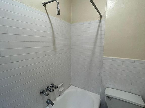 4th image of 141 W 139th St #A22