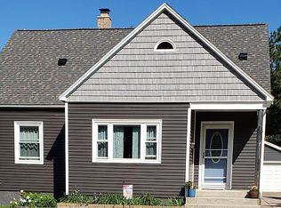 1024 High St, Marquette, MI 49855