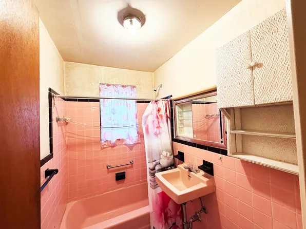 154 Bowers Street image 13 of 27