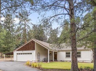 60781 Country Club Dr, Bend, OR 97702