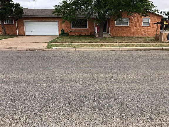 2nd image of 135 Cedar Ave