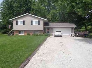 6721 S Hollis Rd, Peoria, IL 61607