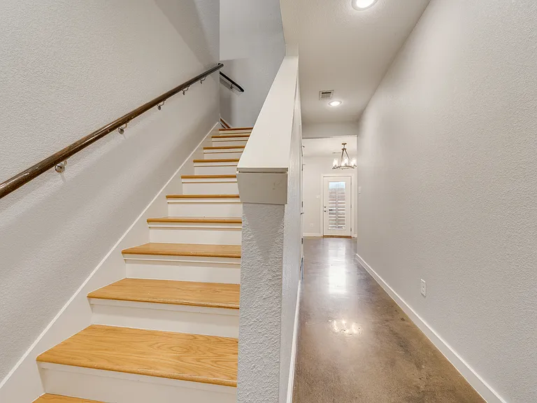 1811 Euclid Ave #2 — Photo 16