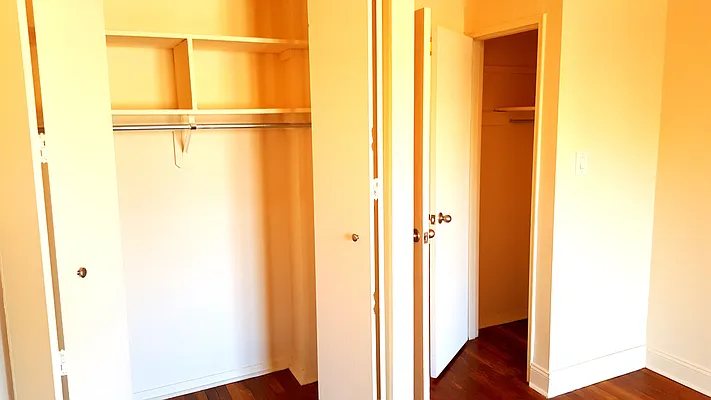 Rented by Realty Queens LLC | media 5
