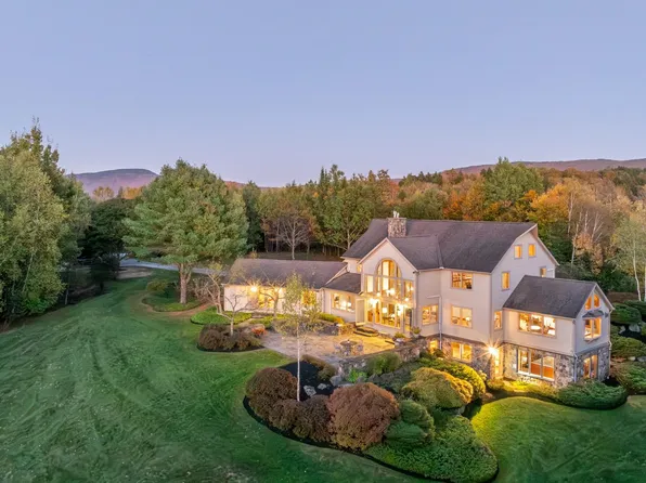418 Elmore Mountain Road, Stowe, VT 05672
