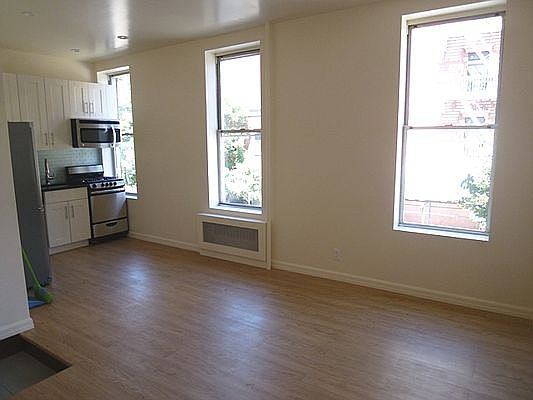 1st image of 2155 2nd Ave #2B