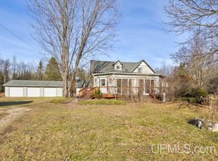 5748 Brampton 27.5 Rd, Gladstone, MI 49837