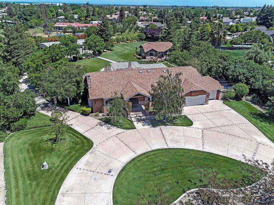2nd image of 8481 W Julie Lynne Cir