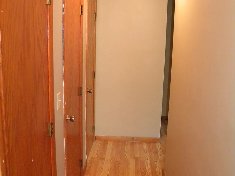 614 10th Ave SE #204 — Photo 7