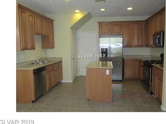 4th image of 735 Taliput Palm Pl #0