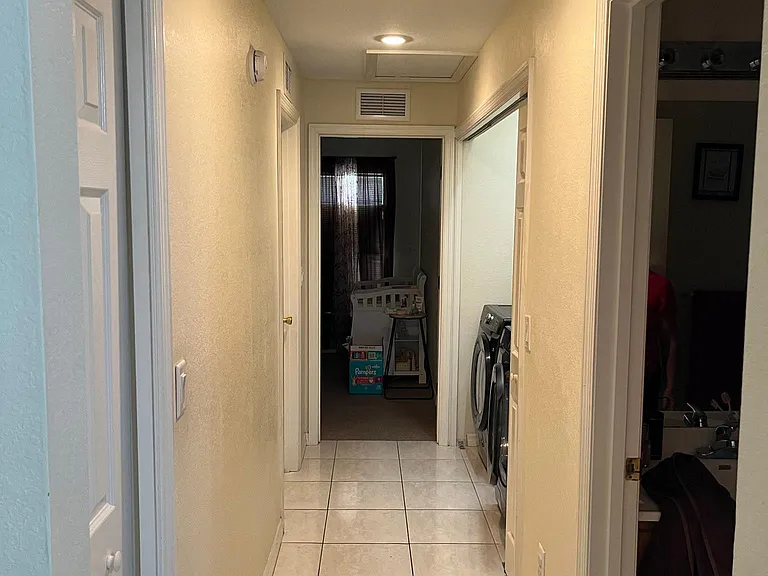 5620 Granada Blvd — Photo 8