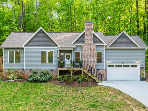 180 Moore Cir NE, Cleveland, TN 37312