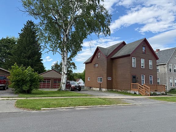 2nd image of 103 Prospect St