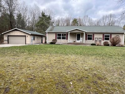 190 W Treml Rd, Free Soil, MI, 49411