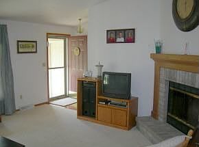2nd image of 833 W Gile Cir