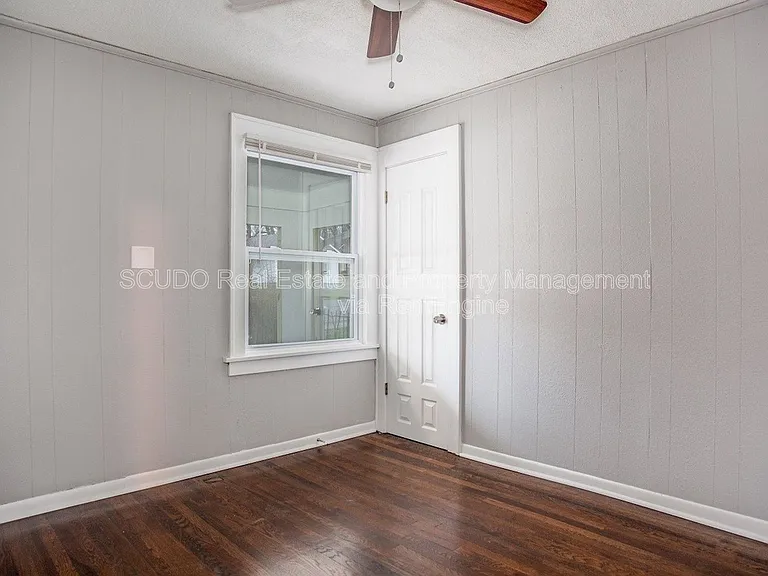 5002 Euclid Ave E — Photo 13