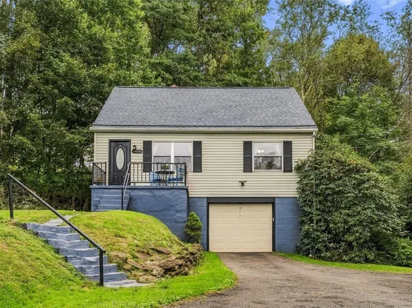 4016 Gibsonia Rd, Gibsonia, PA 15044