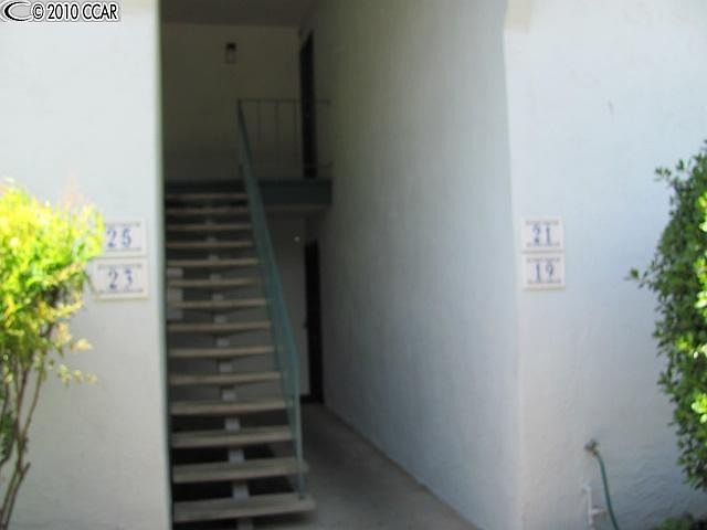 1st image of Murrieta Blvd #19