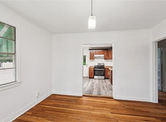4th image of 1656 Lafreniere St