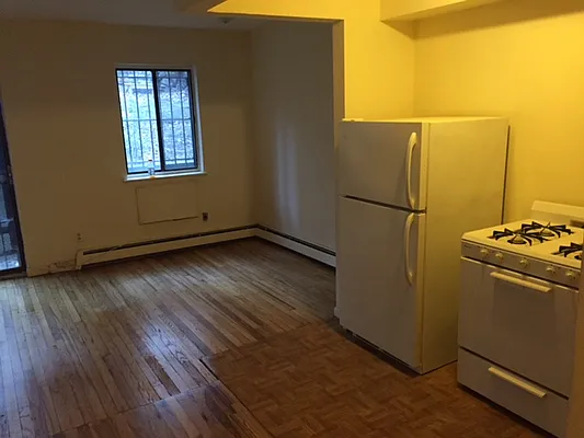 Rented by PMG Real Estate  | media 18