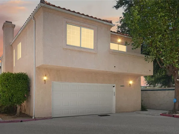1/2 Noble Ave, North Hills, CA 91343