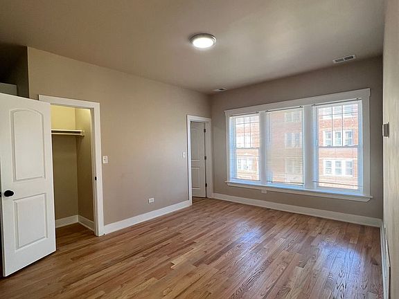 5th image of 1432 W Marquette Rd Floor 2