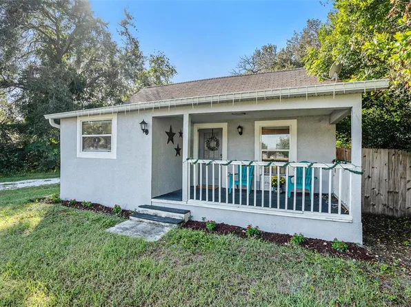 4921 6th St, Zephyrhills, FL 33542