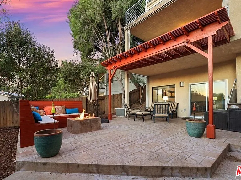 728 Montecito Dr — Photo 35