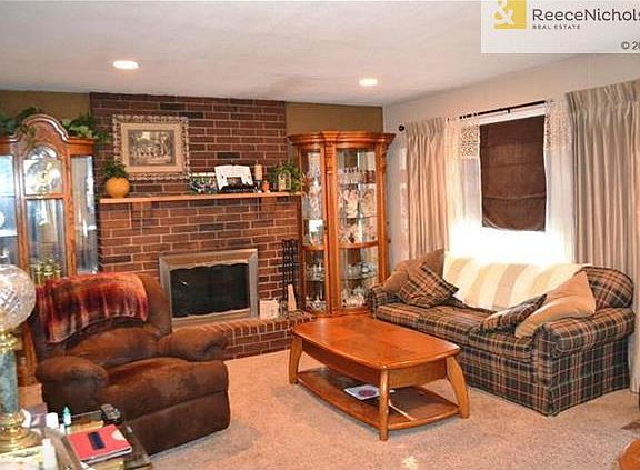 5th image of 3913 S Carriage Ln