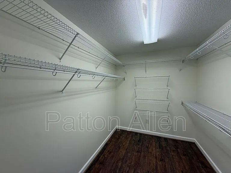 1465 S Lakeshore Dr #E2 — Photo 24