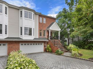 441 Madison Ave, New Milford, NJ 07646