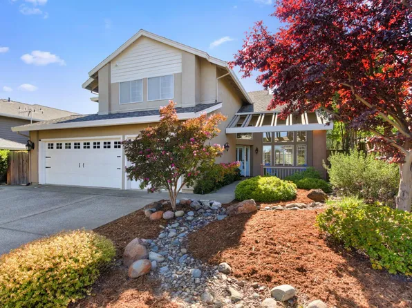6004 Turquoise Dr, Rocklin, CA 95677
