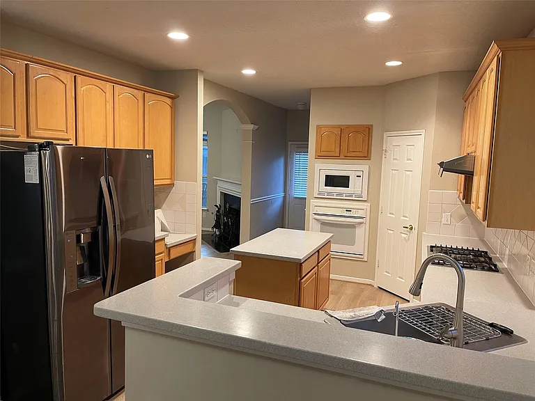 11215 Carriage Lake Dr — Photo 5