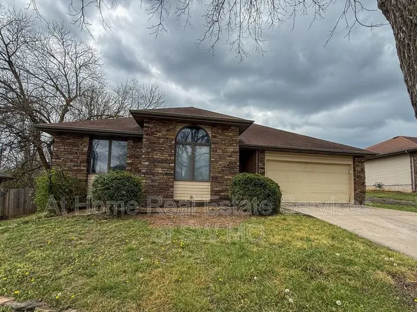 2596 W Buena Vista St, Springfield, MO 65810