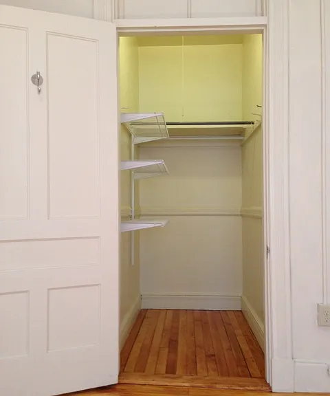 9-17 Warren St #1 — Photo 19