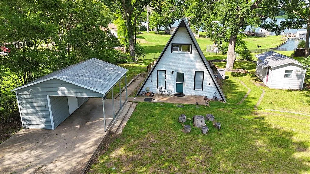 2 bed, 2.0 bath, 1152 sqft, $1,400 — Photo 1