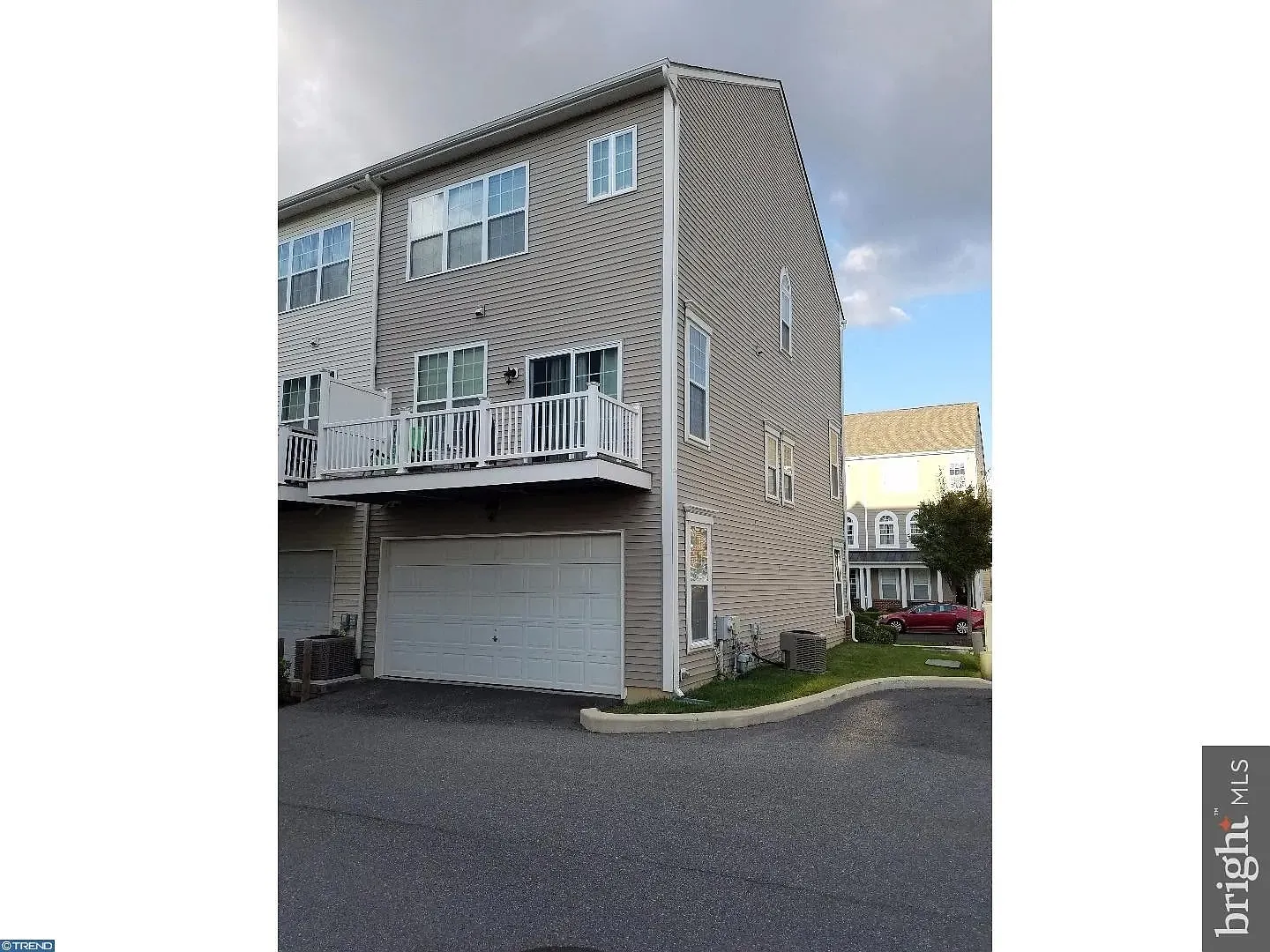 3 bed, 1600 sqft, $2,850 — Photo 3