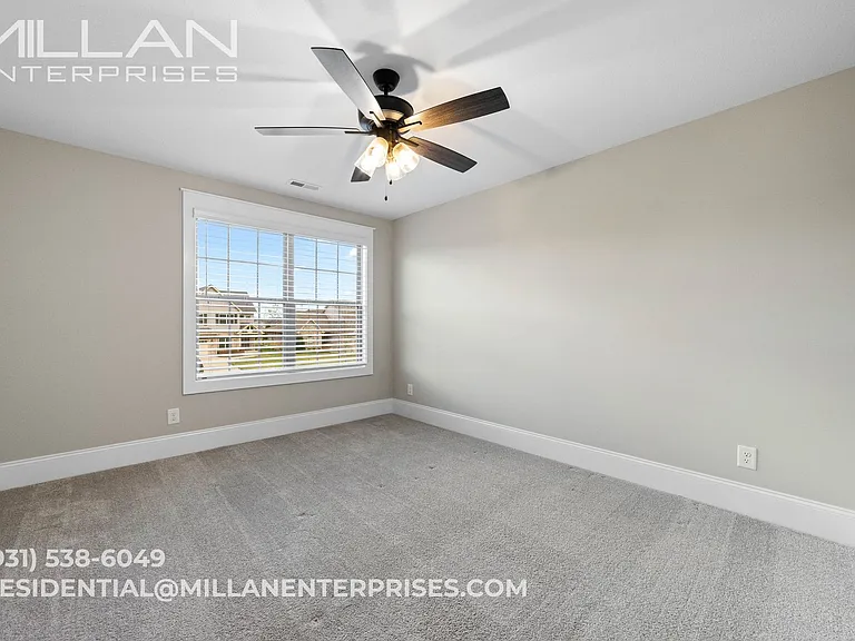 1088 Veridian Dr #B — Photo 43